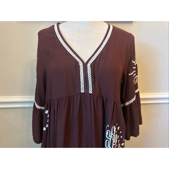Women's Ariat Embroidered Stories Deep Mahogany Dress Size Medium - Picture 3 of 9